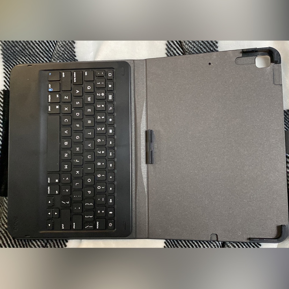 Apple IPad 9th Generation - Picture 4 of 5